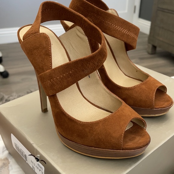 Levity Ivanna Heels - Brown Size 7 Used - Picture 4 of 7